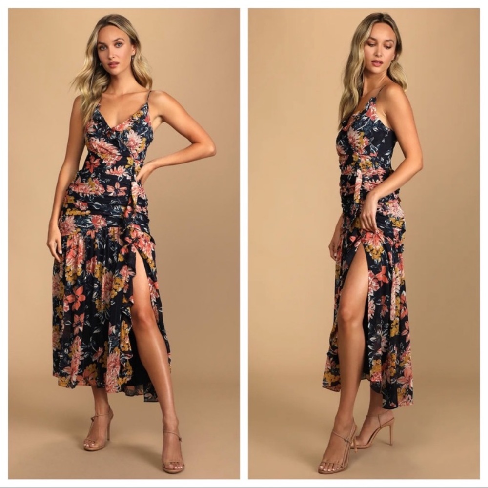 NWOT Lulus Stunning Soiree Navy Blue Floral Print Ruched Midi Dress